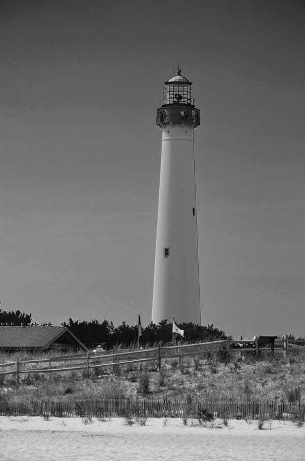 Cape May Lighthouse Black/white